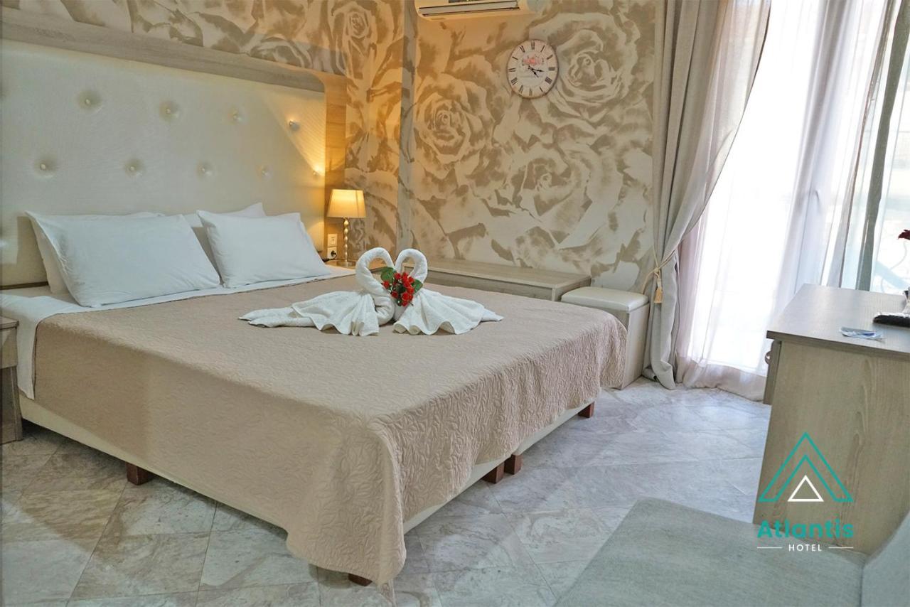 Hotel Atlantis Nea Kallikrateia Extérieur photo