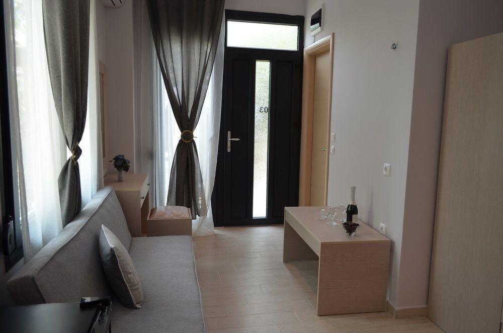 Hotel Atlantis Nea Kallikrateia Extérieur photo
